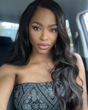 Alexandra Grey Instagram - The best thing I ever did. 🤍 
Hair by @rawhairdontcare