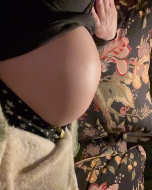 Alexandra Kyle Instagram - i know you love a good “9 months in/9 months out” side by side but, instead of sharing my current bod, i prefer a grand “pregnancy appreciation” post; because that shit was nuTs