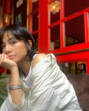 Alexandra Masangkay Instagram - Re-visitando 🪜
( Regalito con amor en la penúltima ➡️ )