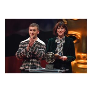 Alexandra Roach Instagram - Such a great night celebrating welsh talent behind and in front of the camera. 🎥 Was so inspiring seeing the work coming out of Wales right now - it’s so exciting. Diolch @baftacymru 🤩 🏴󠁧󠁢󠁷󠁬󠁳󠁿