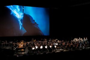 Alexandre Astier Instagram - Vous étiez plus de 5000 samedi à Lyon pour le ciné-concert de Kaamelott Premier Volet. Merci infiniment d’être venus si nombreux. C’était fou.

Next stop le 11 octobre à l’Arkea Arena de Bordeaux avec l’ONBA et le chœur de l’Opéra.