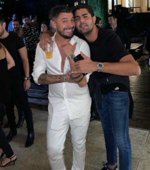 Alexandre Giudi Instagram - Mon ami de miami ! bon anniversaire et que du bonheur JusQu à tes 200 ans ufff