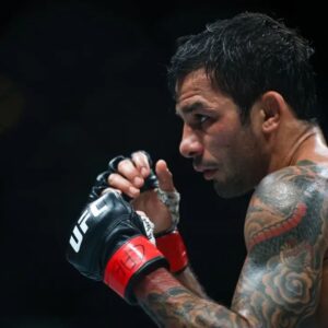 Alexandre Pantoja Instagram - 🇧🇷 Guerra 🔥

🇺🇸 War 🔥

Foto: @renan.areias 

#mma #ufc #pantojamma