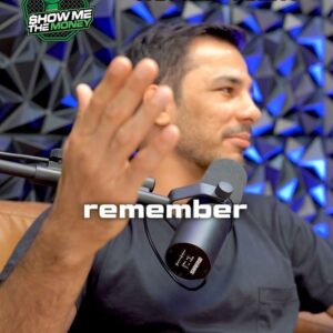 Alexandre Pantoja Instagram - Alexandre Pantoja came to our studio and told the full TRUTH about what happened in Sean O'Malley sparring that was leaked recently 👀 

Watch the full episode on our Youtube now 👀 
Link in bio @showmethemoneypod ⚡️

#seanomalley #ufc #alexandrepantoja