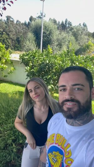 Alexandre Santos Instagram - O segredo de uma boa relação é ter honestidade 💪