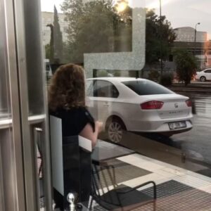 Alexandros Bourdoumis Instagram - 🆘 🆘 🆘 ΔΙΑΓΩΝΙΣΜΟΣ 🆘 🆘 🆘 
Αγαπημένοι μου φίλοι το @portopalacehotel σας δίνει την ευκαιρία να μείνετε σε ένα από τα δωμάτια του και να απολαύσετε κι ένα από τα καλύτερα πρωινά της #θεσσαλονίκης 
Ακολουθήστε τα παρακάτω βήματα και παρτε μέρος!
•κάντε like στο post
•follow @portopalacehotel 
•tag 2 φίλους σας 
•κι αυτοί με τη σειρά τους να ακολουθήσουν τους λογαριασμούς @portopalacehotel και @abourdoumis 
Ο νικητης θα ανακοινωθεί τη Δευτέρα 11/9.
Καλή επιτυχία!

Το καπελάκι του μπαμπα(DAD) είναι από τη @tuskathens 😉