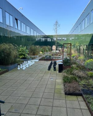 Alexia Laroche-Joubert Instagram - Visite des locaux @netflix à Amsterdam qui est le siège de EMEA un exemple pour donner envie aux salariés de venir au travail par plein d’espaces partagés