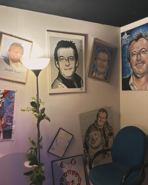 Alexia Laroche-Joubert Instagram - Dans la loge de @jean.luc.reichmann juste avant l’émission