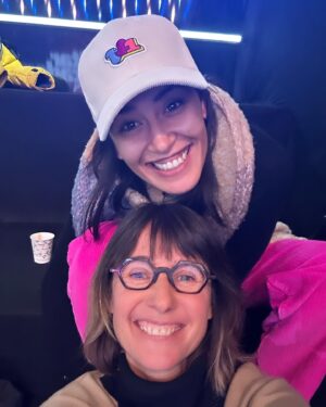 Alexia Laroche-Joubert Instagram - Vous n’imaginez pas mon bonheur d’être là avec mes camarades de la première génération de Star ac qui sont encore aux manettes de cette magnifique nouvelle saison qui démarre ce soir @tf1 @endemolfr
