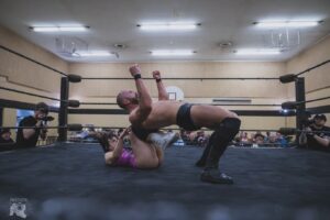 Alexia Nicole Instagram - Stabby stab 🔪🔪🔪

📸: @weissshotme