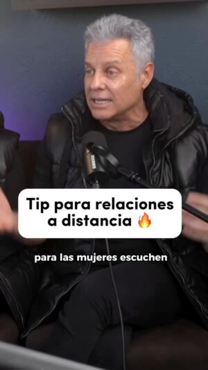 Alexis Ayala Instagram - El mejor tip para parejas a distancia 🔥 Comenta “Auténtico” y te envío el Episodio Completo por Dm.

🚨Auténtico #104 con @alexisayala y @cinthyaaparicio