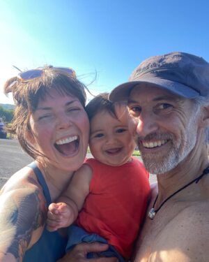 Alexis Krauss Instagram - life lately…

1-4 ✨MATRESCENCE✨ the becoming. the being. almost 9 months of mothering our little wild one.
5 💇🏻‍♀️ back at HSS waiting to review my x-rays and appreciating what @lunaballooncloud does to my hair
6 🩻 all my metal looking good. humerus is healed!
7 🙃 still finding so much joy in climbing rocks and being an outdoor educator with @riseoutsidecollective. this june i had the privilege of guiding @outdoorsdetroit, @paracliffhangers, @kinshipclimbingcollective and teaching for @heyflashfoxy. pictured here happily jamming myself into wide cracks with a community of climbers who make family climbing days possible and show me so much love.
8 🎧 dancing to new @sleighbells songs. loving my new @sonos headphones. baby monitor ✔️
9 🩵 post run smiles with my loves @chris_vultaggio 
10 HOLY CRAP CRAWLING 😱 let the chaos begin