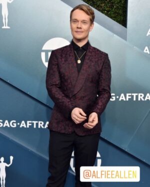 Alfie Allen Instagram - SAGS suit by @zegnaofficial cufflinks and watch by @aspreylondon styling by @warrenalfiebaker grooming by @mnmachado necklace is my own by @bearbrooksbank... St Christopher