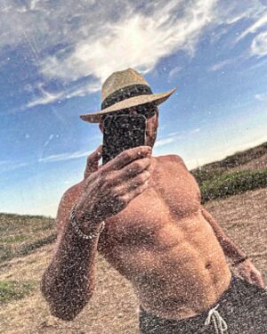 Alfonso Bassave Instagram - me va me va me va 🎶