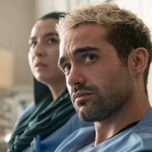 Alfonso Bassave Instagram - RESPIRA 🩺
Ya tenemos fecha de estreno 30/8/2024
La Sanidad Pública no volverá a ser igual 
@netflixes 🩸