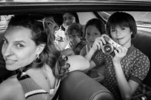 Alfonso Cuarón Instagram - De viaje
Traveling

Photo by @carlossomonte 
@romacuaron 
#ROMACuarón