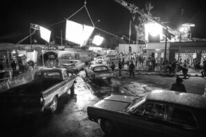 Alfonso Cuarón Instagram - Descubriendo ROMA
Discovering ROMA

Photo by @carlossomonte 
@romacuaron 
#ROMACuarón