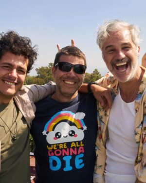 Alfonso Dosal Instagram - Estrenamos BANDIDOS, disfrútenla. 💚

@netflixlat 

Fotos de @julietahorak