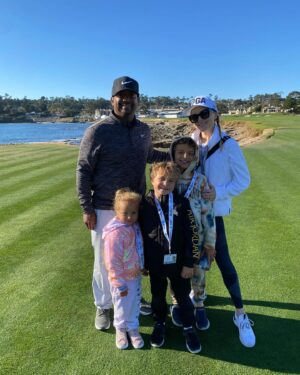 Alfonso Ribeiro Instagram - Happy Mother’s Day to my wonderful wife @mrsangelaribeiro1 You bless our family everyday.  You make all of our lives better everyday. You bless us with health love and comfort. You’ve done such an incredible job making sure our kids are passionate loving and thoughtful. We are all so lucky to have you. I hope you have a fantastic day.