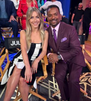 Alfonso Ribeiro Instagram - Who’s ready to DANCE?! 🪩🕺

@dancingwiththestars @juleshough @therealalfonsoribeiro #DancingOnGMA #DWTS
