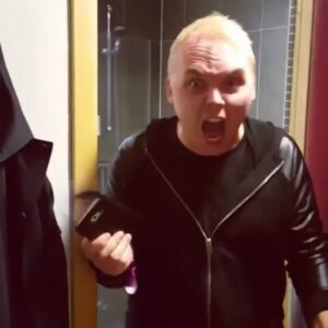 Alfred Svensson Instagram - Det var en ren skräck att bo med @deasvensson