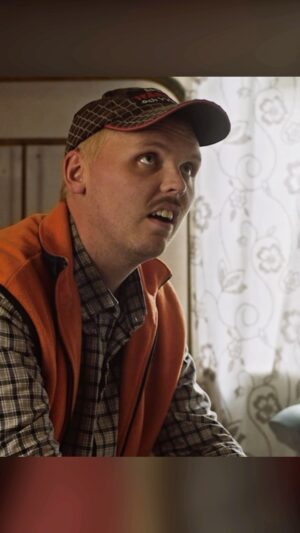 Alfred Svensson Instagram - LEIF & BILLY är äntligen tillbaka! 🔥 Ikväll kl. 21.30 på ettan eller nu direkt på SVT Play för er som har internetuppkoppling. Hoppas ni gillar det ❤️