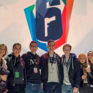 Alfredo Diaz Instagram - The Rainbow Six: Siege Invitationals was eSports at its finest. Glad I could spend it with such wonderful people. Thank you @ubisoft for bringing us out. #SI2019