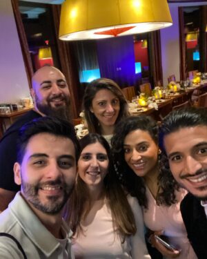 Ali Alsherif Instagram - ليــلة الاحتفـال بمسلسل تــكّـي مع فريق نتفلكس 
Takki Celebration Night W/ Netflix (@netflixmena ) Team. 🎉 
——
@takkiofficial @moayedth @dr_adelradwan @kh_abulaban @hind_saigh @rreemi @qusaimuziq @rachel_helou @diaa.elsadat @anggimakki