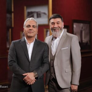 Ali Ansarian Instagram - .
سلام.. مهمان امشب برنامه دورهمی

برنامه امشب دورهمى پنج شنبه ٩٨/١٢/١ با حضور على انصاريان و فرزاد فرخ ساعت ۲۲ از شبکه نسیم پخش می گردد.

بازپخش برنامه : جمعه
۶ صبح / ۱۱ صبح / ۱۷ عصر

عکس: مریم رضوی

امیدوارم ببینید و یه کم شاد بشید.. ممنونم از  محبت مهران مدیری نازنین، وسید مصطفی احمدی رفیق قدیمی..و تمام بچه های پشت صحنه و باحال دورهمی .. به من که خیلی خیلی خوش گذشت ببینید و بخندیم با هم🙏🙏🙏❤️❤️❤️