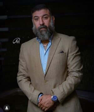Ali Ansarian Instagram - .
سلام .. ممنونم و سپاسگزارم بخاطر همه خوبی‌هاتون و حمایتتون از فیلم سینمایی کلوپ همسران .. عجیب خوبید شمااااا🙏🙏🙏❤️❤️❤️ ممنونم از تمام دوستان عکاس🙏❤️ لطفا ورق بزنید 🙏