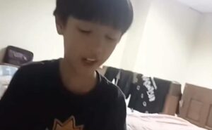 Ali Batu Instagram - 執著、守護。

能再次拍泰雅族的片真好，謝謝《原殤》的點點滴滴，讓我感受到生命再怎麼軟弱，也要不斷提醒自己堅持信念往前！殺青快樂，也謝謝原殤幕後幕前的大家，會想念這裡的一切，期待再相見。