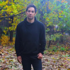 Ali Hosseinzadeh Instagram - مثل خواب فراموش کردم
فصل سرما را کنار تو ......
علی حسین زاده

#گیتار #موسیقی #کمیاب #آهنگساز #پاپ #آهنگ_روز
#خدا  #موزیسین #ایران_کنسرت
#علی_حسین_زاده #ترانه_سرا #تنظیم #تنظیم_کننده
#حس #شعر #تئاتر #دوربین #فیلمبردار #فیلم #فیلم_برداری #ویدیو #عکس #تیزر #امیر_طبری #خواننده_سنتی #خواننده
#موزیک_ویدیو #موسیقی_ما #موسیقی_فاخر