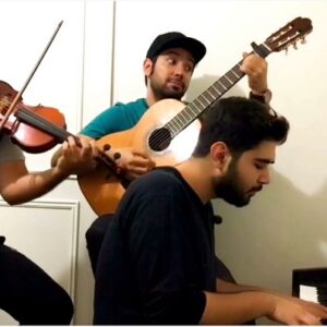 Ali Hosseinzadeh Instagram - یادی کنیم کار زیبای حسن شماعی زاده عزیز با هنرمایی
جمال عزیزم و مسعود جان هنرمند 
غروب جمعه ی شادی داشته باشین 👈♥️
@jamal_chalabyani 🎻
@masoudghazimokri 🎹

#Music #Melody #Iran #Tehran  #violin #violinist #Guitar #guitarist #Bestmusic
#Alihosseinzadeh #Happymusic #Musicstudio
#bubble #Compose #Composer #comingsoon
#علی_حسین_زاده #موزیک #ملودی #ایران #ویلون 
#ویلونیست #آهنگساز #گیتار #موسیقی #موسیقی_روز
#جمعه