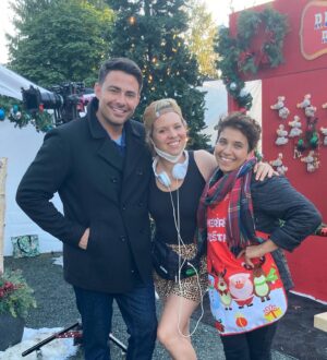 Ali Liebert Instagram - Hey #TheHolidaySitter is on tonight!  If you haven't seen it then get on it fam @hallmarkchannel 
🌈🎄♥️