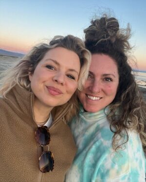 Ali Liebert Instagram - so much beauty in the desert - can't get over the color of the sky 🌅 I count myself very lucky to have spent a few days in the sun with these beautiful people.  #joshuatree #eastjesus #palmsprings #salvationmountain #saltonsea #roadtrip #queertravel