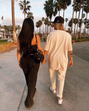 Ali Myers Instagram - you are my romance story 🌹