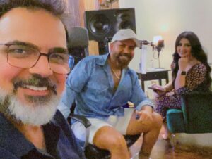 Ali Saber Instagram - نورنا اليوم النجم حسام الرسام مع الصديق عمر البدري ... ستديو عثمان عبود دبي ... انتظرونا بأعمال جديده مع نجوم العراق كذلك نجوم عرب @hatem_aliraqii  @husamalrassam  @evan_naji1  @ahmed_almaslawi  @aseelhameem  @rahmariadh  @marwan.mohammed.official  @yousifalsumaidaie @qusay_essa_1979  @qusaihatam @hussamkamil