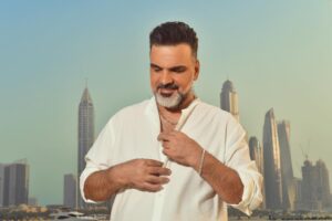 Ali Saber Instagram - جمعه مباركه ... جعل الله يوم الجمعه لكم نوراً، وظهره سروراً، وعصره استبشاراً، ومغربه غفراناً، وجعل لكم دعوة لا ترد ووهبكم رزقاً لا يعد وفتح لكم باباً إلى الجنة لا يسد.