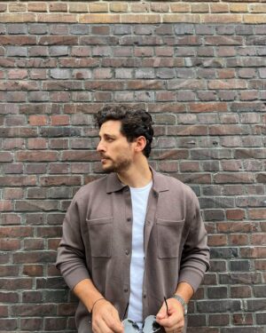 Ali Yağcı Instagram - Önünde fotoğrafınız olmayan duvar bırakmayın 🇳🇱