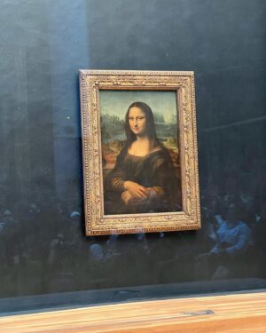 Ali Yağcı Instagram - a sunny day at Louvre 🌞