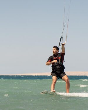 Ali Yağcı Instagram - Kiteboard in Red sea ✌️