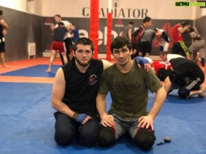 Aliaskhab Khizriev Instagram - Чётко поработали с первым тренером @coachsport500 💣💪 
#тренер #гитиновмухаммад #легенда