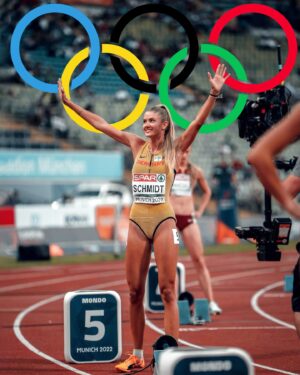 Alica Schmidt Instagram - I’m going to the Olympics!😭😍❤️‍🔥🥺🔥

My biggest dream came true! 
In just one month, I will be in Paris, creating memories that will last a lifetime. This thought has been my motivation every single day for several years now, reminding me of why it is important to never give up on my goals and to put in the work. 

No matter how big your dreams are, if you stay committed and believe in yourself, good things will come your way.

A big thank you to my family who always have my back and support me no matter what, to @marcello_h without him I wouldn‘t be where I‘m at right now. My coach Sven Buggel for being the mastermind in training, @noir.boutiquegym for pushing my limits in the weights room. Big thank you to my team mates, for making this journey so much more fun!! My medical team who keep me healthy and of course a big thank you to all my sponsors for believing in me and supporting my journey as an athlete. Thank you from the bottom of my heart ❤️

#olympics #paris2024 #teamdeutschland