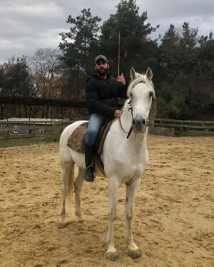Alican Okumuş Instagram - Enuşirvan ⚔️
Harika bir yolcukluktu… bu aileye dahil olduğum için özel hissettim. İzleyen ve emeği geçen herkese teşekkür ederim 🙏🏻
Alparslan dump 🗡️🛡️
 @alparslanbuyukselcuklu 
@trt1 
@akli.film 
@emrekonuk 
@sedatinci