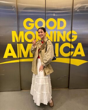 Alice Englert Instagram - Good morning america!!!! 🐣 Bad Behaviour out super soon beauties. @goodmorningamerica thank you so much for having us 🌹 @jennifer.connelly you’re so epic🙂🙃😊