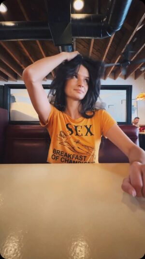 Alice Greczyn Instagram - “The 3 Stages of Hanger,” a film by @RyanEssmaker. Starring Alice Greczyn as the #HangryWoman. 🎬 #cinema #darkcomedy 
•
•
•
#hangrywife #hangrylife #hanger #hangry #hangrygirl
