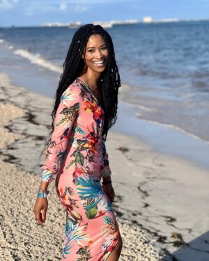 Alicia James Instagram - This is 40 💖 #happybirthdaytome 🥳