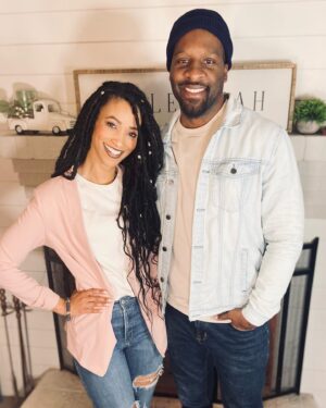 Alicia James Instagram - The best time for new beginnings is now. #newyearsday #newyear2024 #newyearresolution #2024