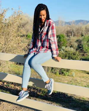 Alicia James Instagram - Making plans in my #vans 💭☀️💭
#kotd #plaidday #redlip
.
.
.
Sitting back, making business plans with my hubby in the beautiful #cali sun ☀️