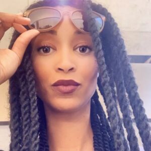 Alicia James Instagram - Got a new agent so my hair will probably be changing again soon. Not because they want me to, but because I like to keep them guessing #changefornoonebutyourself #loveyourself ❤️ #la #life #here